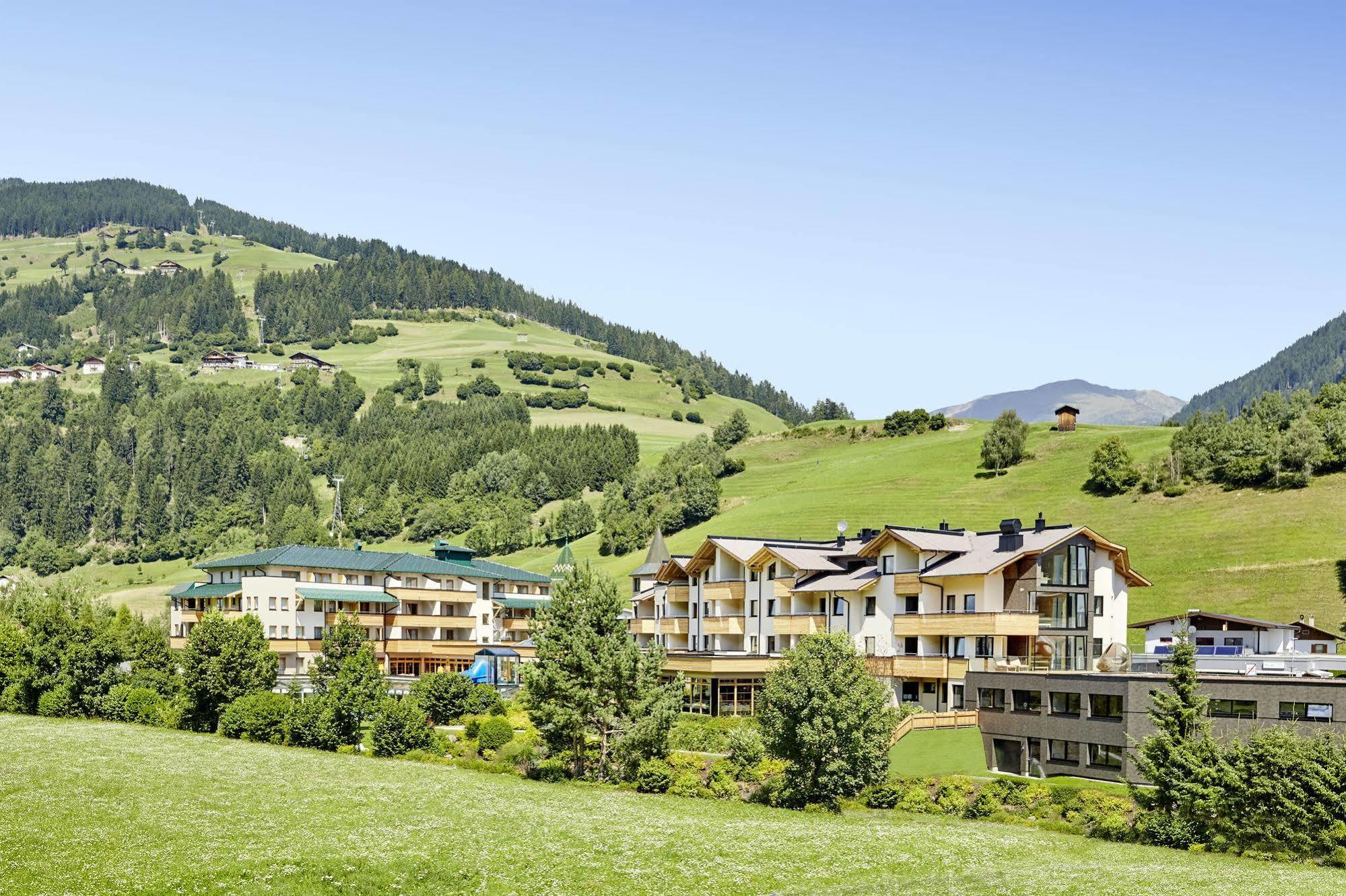 Dolomiten Residenz - Sporthotel Sillian Exteriör bild